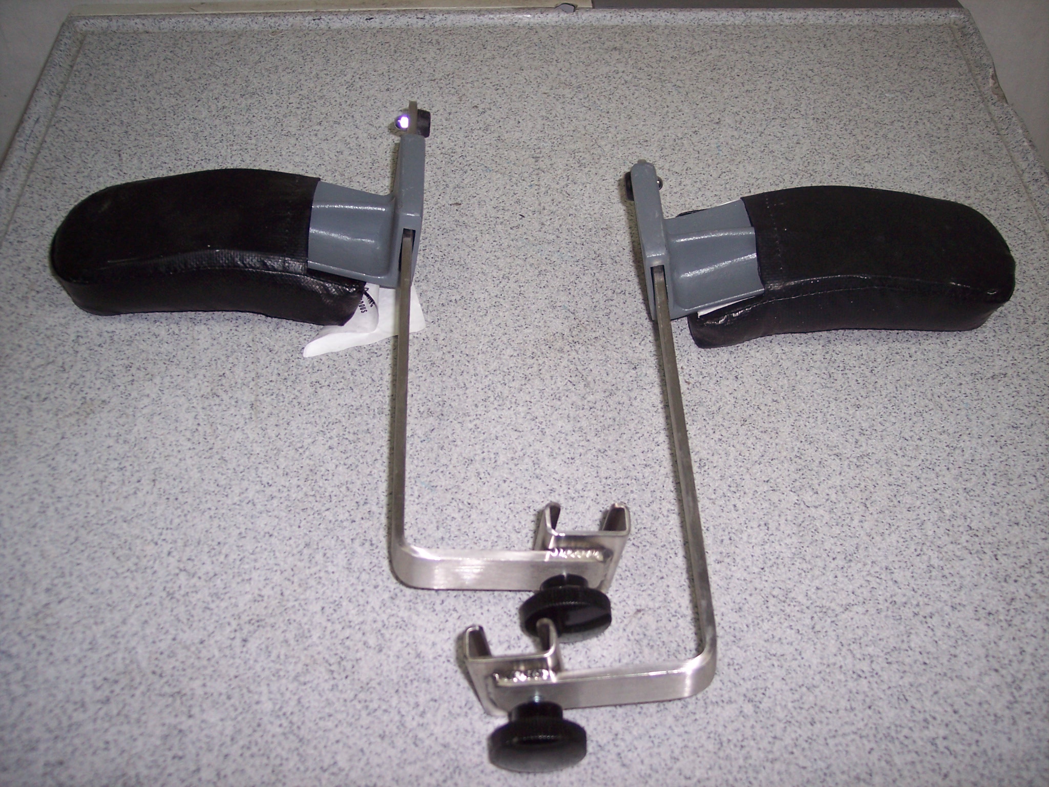 Generic Knee Stirrup (Pair)