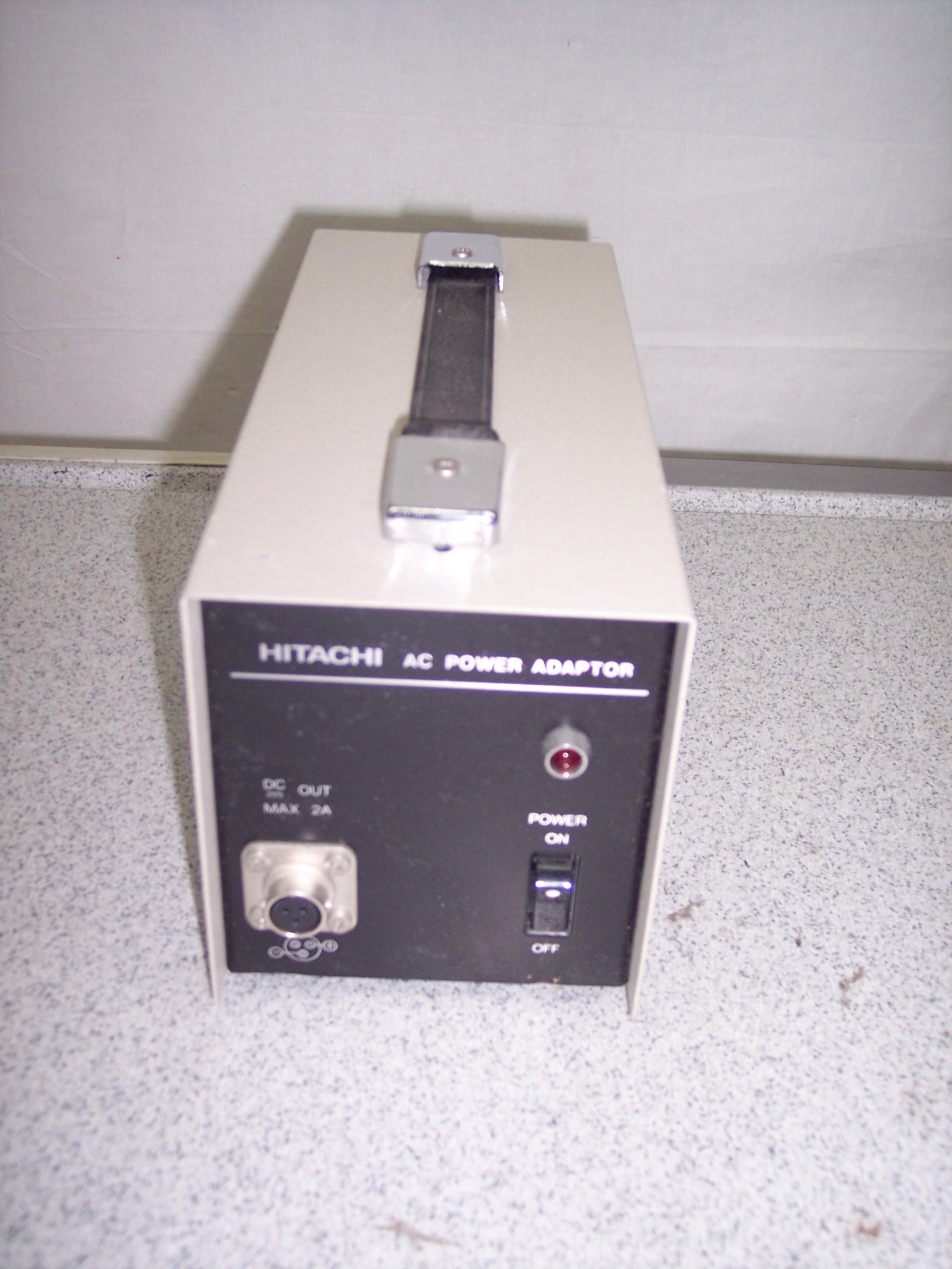 Hitachi AP-60AU AC Power Adapter