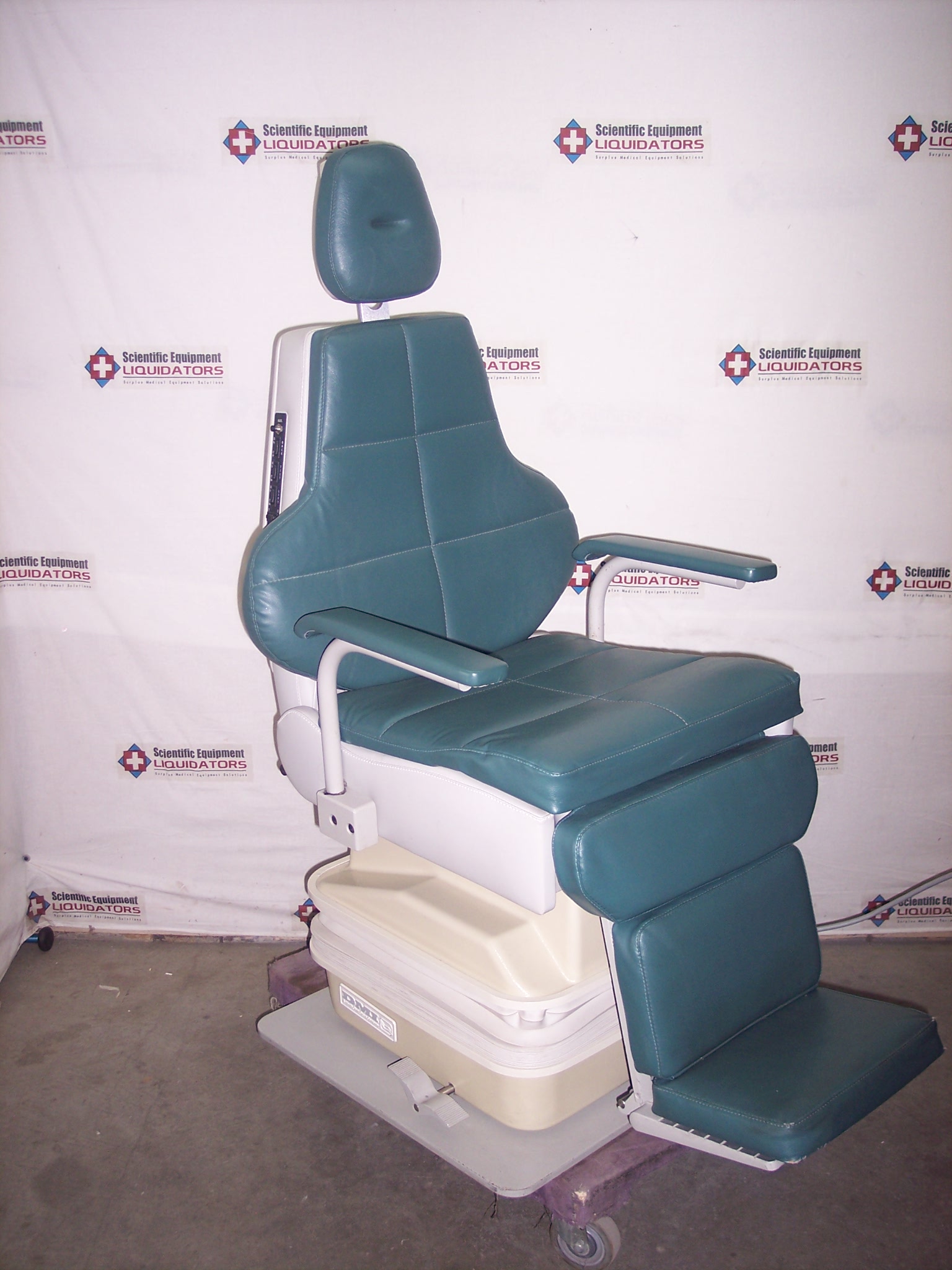 PDM  J224P Podiatry Chair