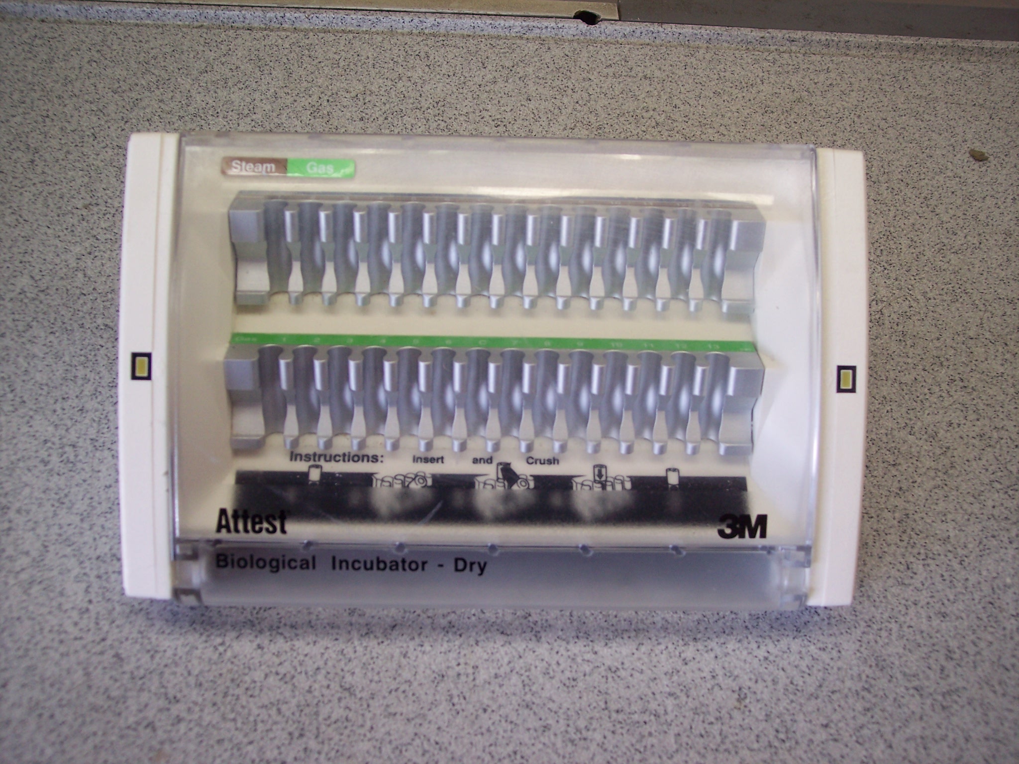 3M 130 Attest Steam / Gas Incubator