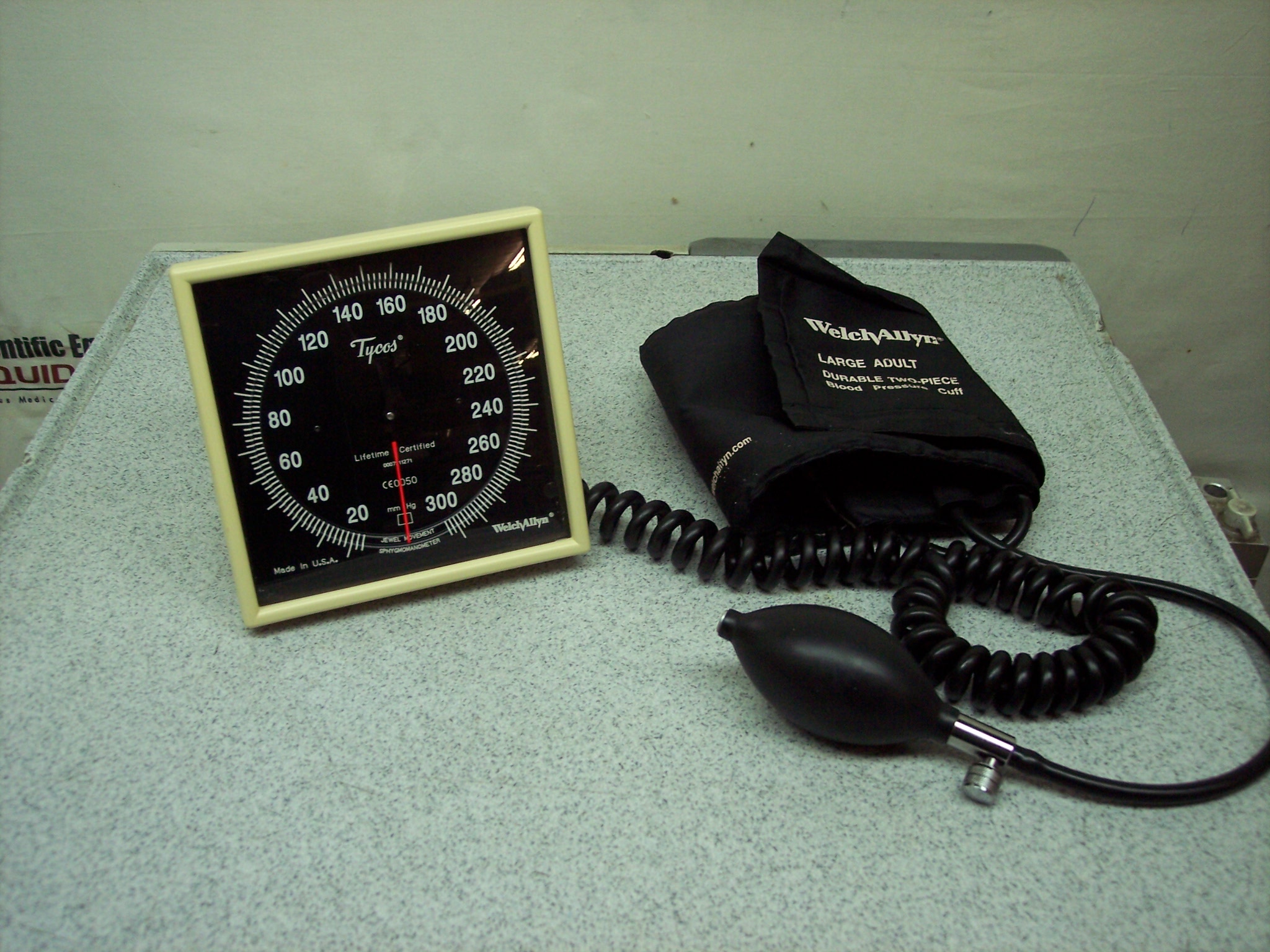 Welch Allyn Tycos Sphygmomanometer 