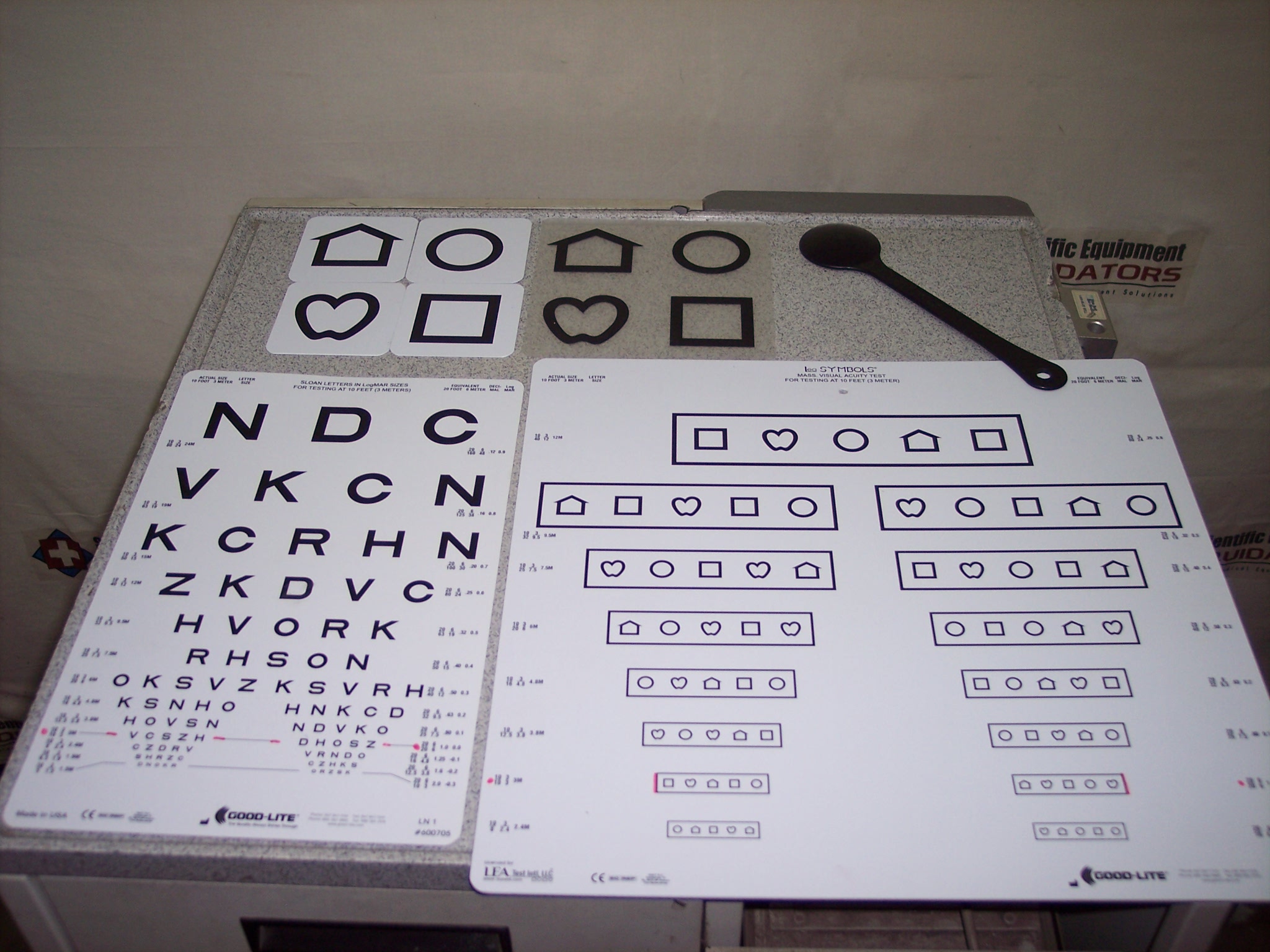 Good-Lite Eye Chart Set