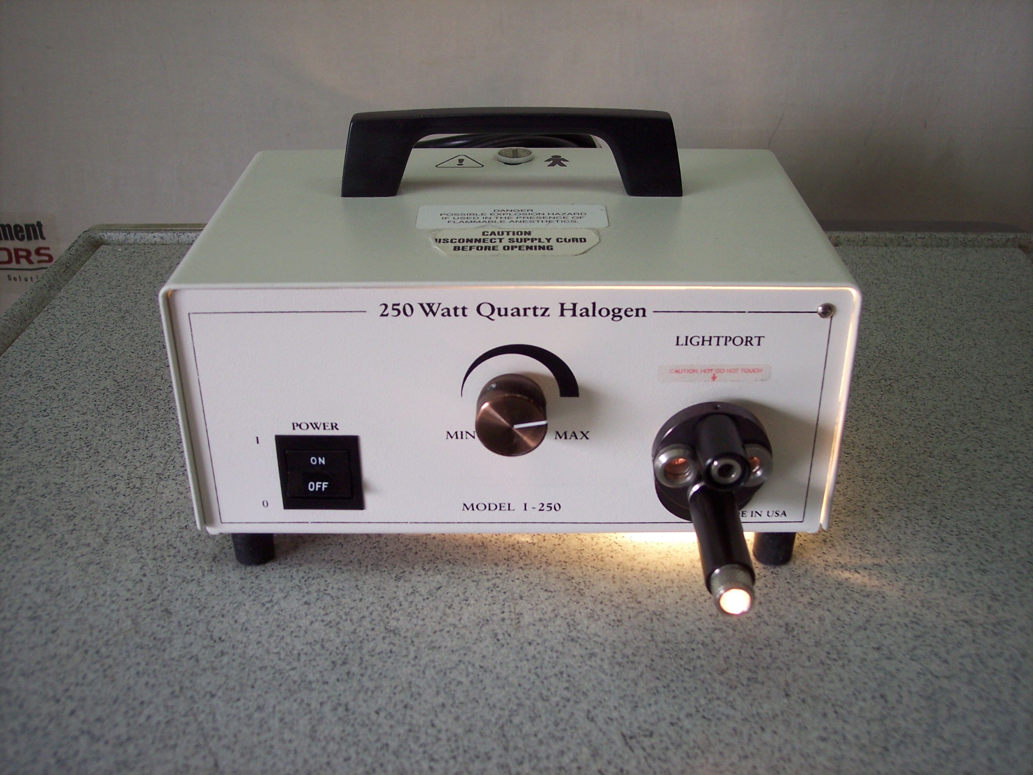 Medical Professional I-250 Quartz Haloge