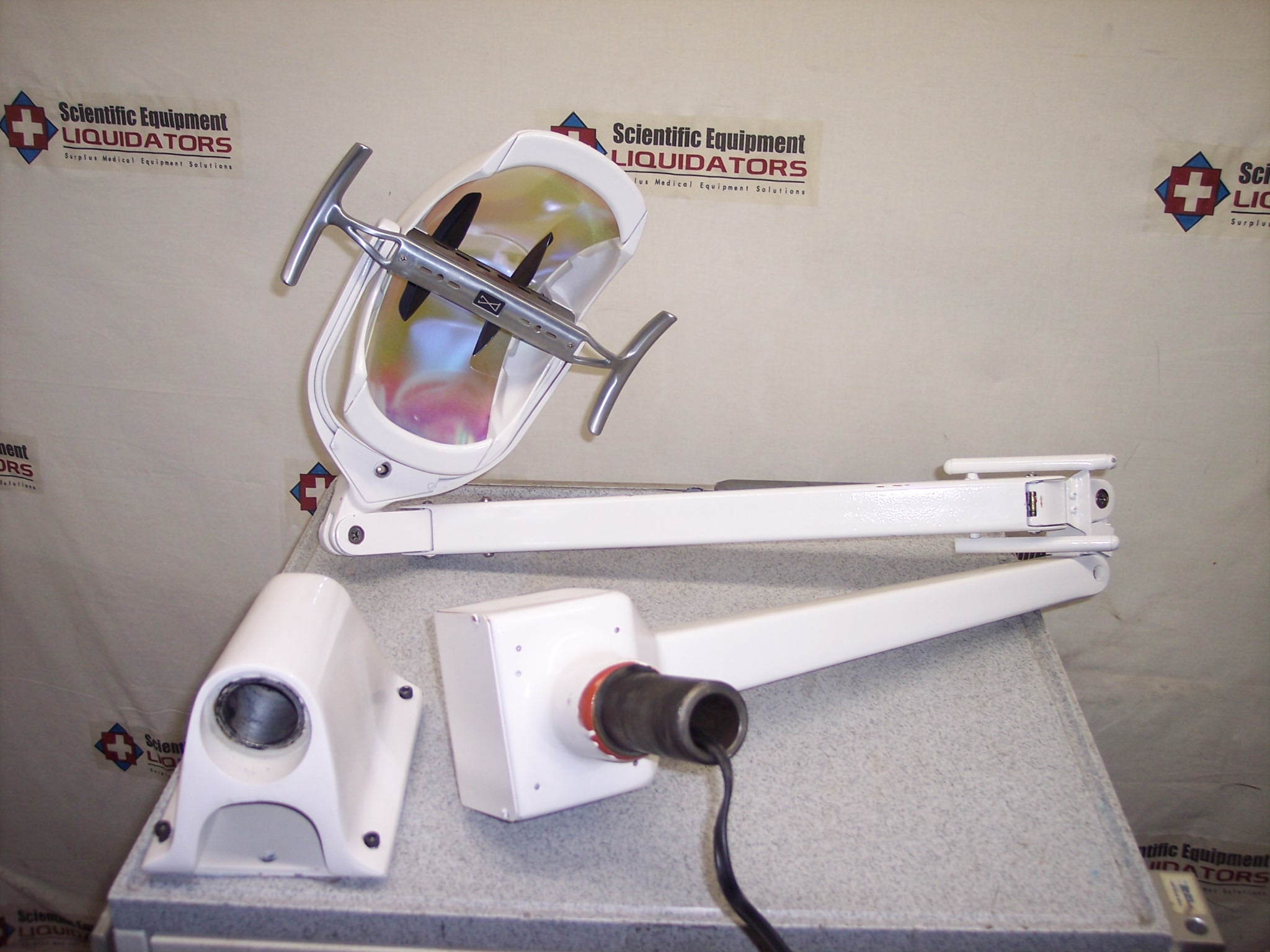 Pelton & Crane LF+ Dental Exam Light