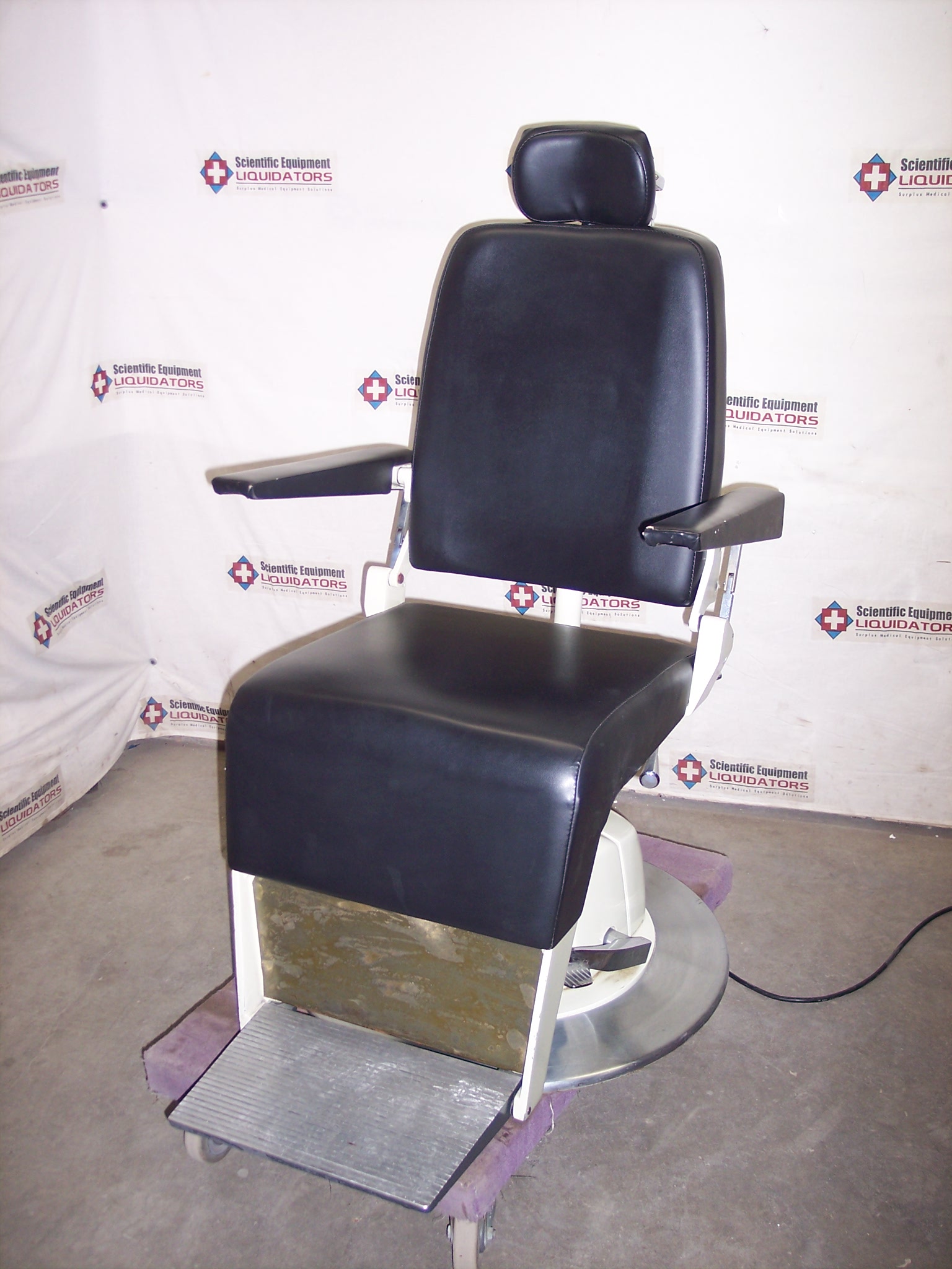 Reliance 665 Ophthalmic Chair
