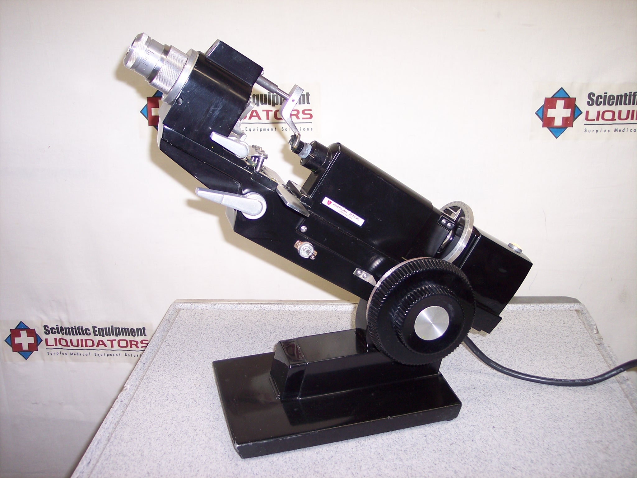 American Optical 12603   Lensometer