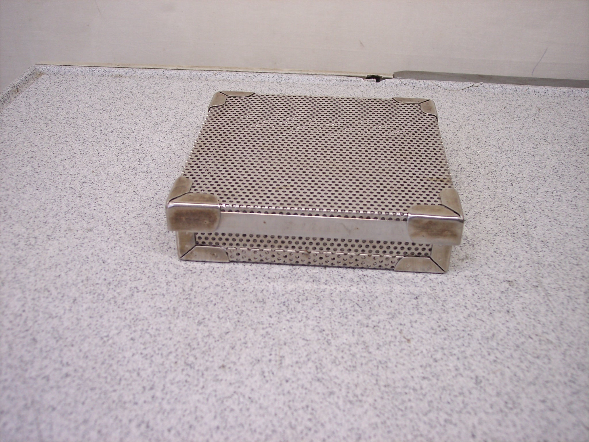 Phelan Sterization Basket 6" x 6" x 1.5"