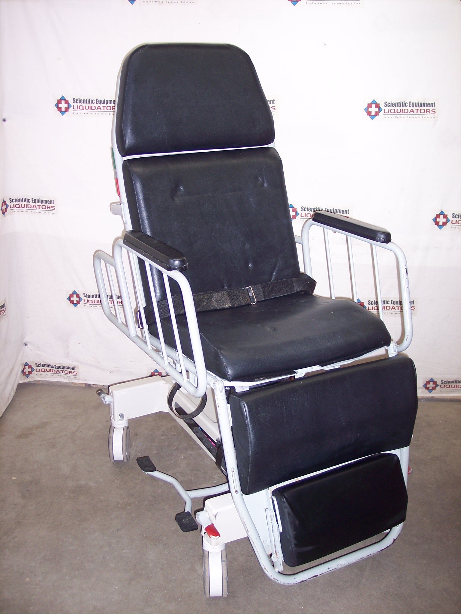 Hausted APC15000 Stretcher / Chair