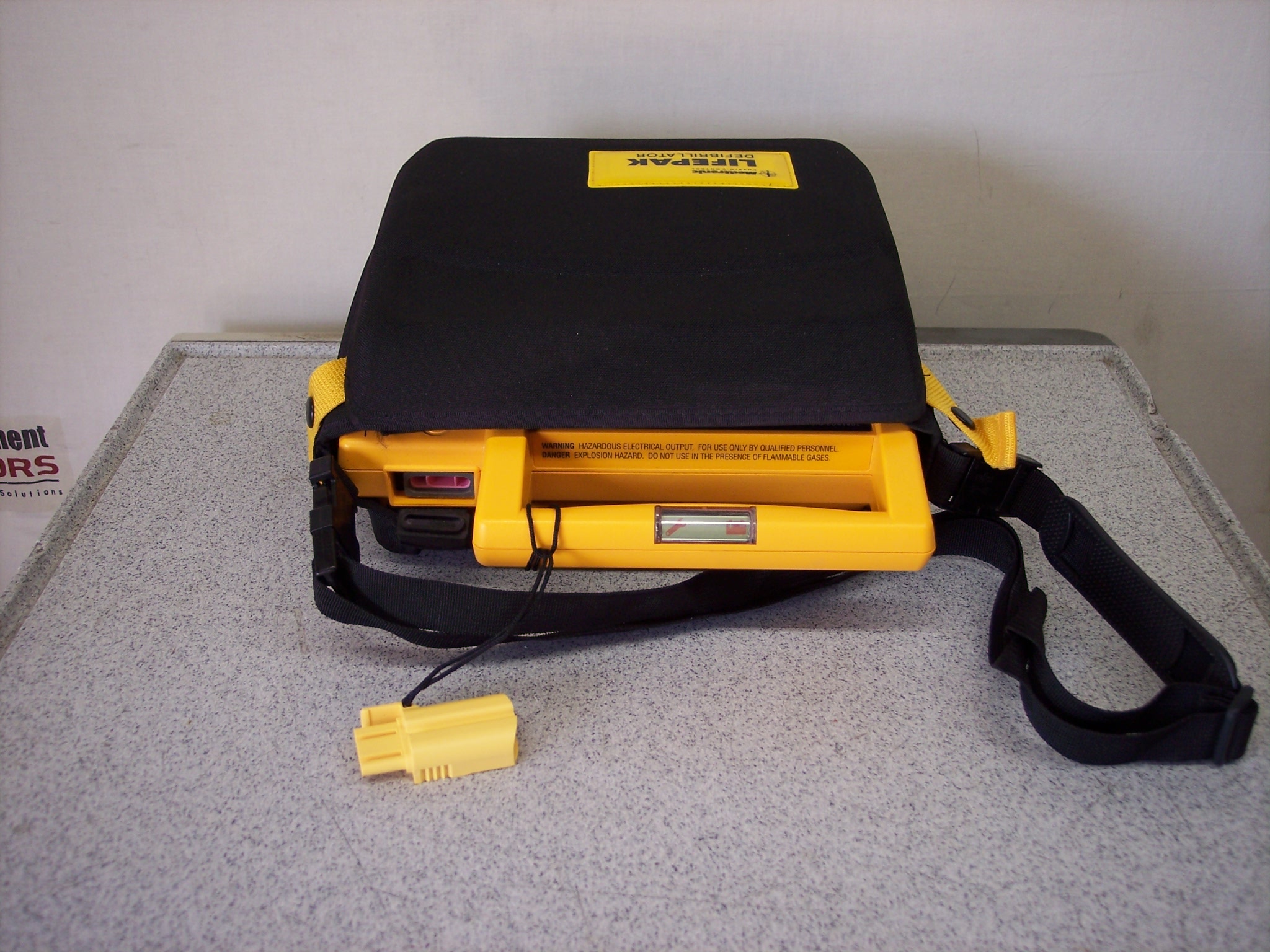 Medtronic Physio-Control Lifepak 500 Biphasic AED (Automated External Defibrillator)500