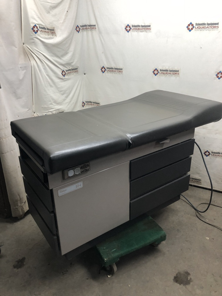 Ritter 104 Exam Table Left Side Drawers