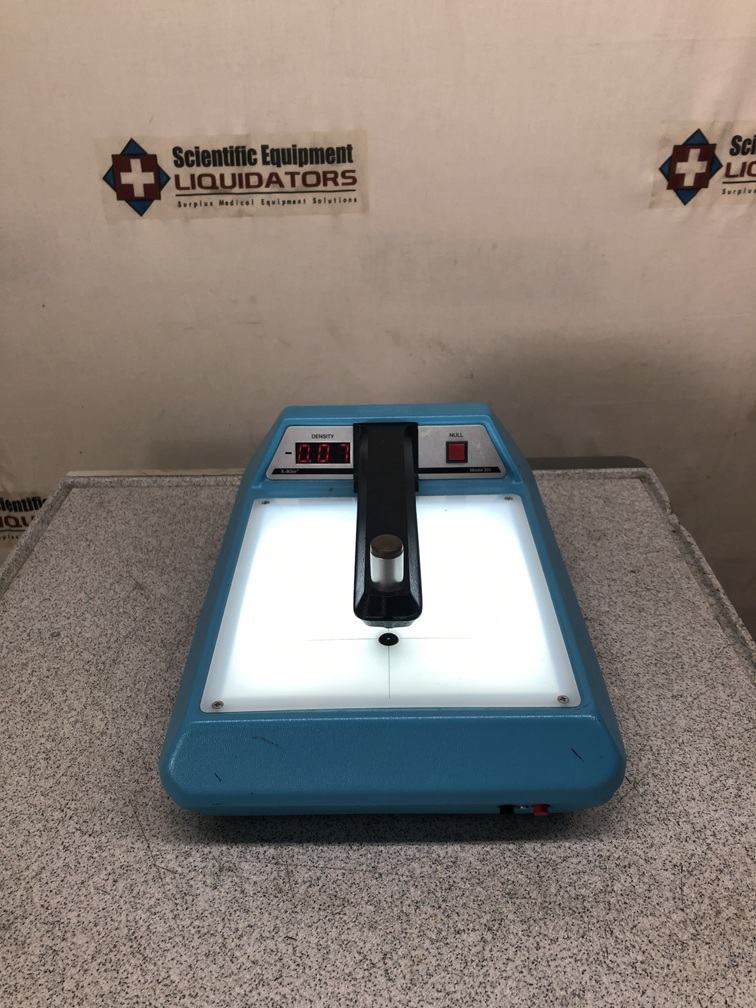 X-Rite 301 Black & White Transmission Densitometer 