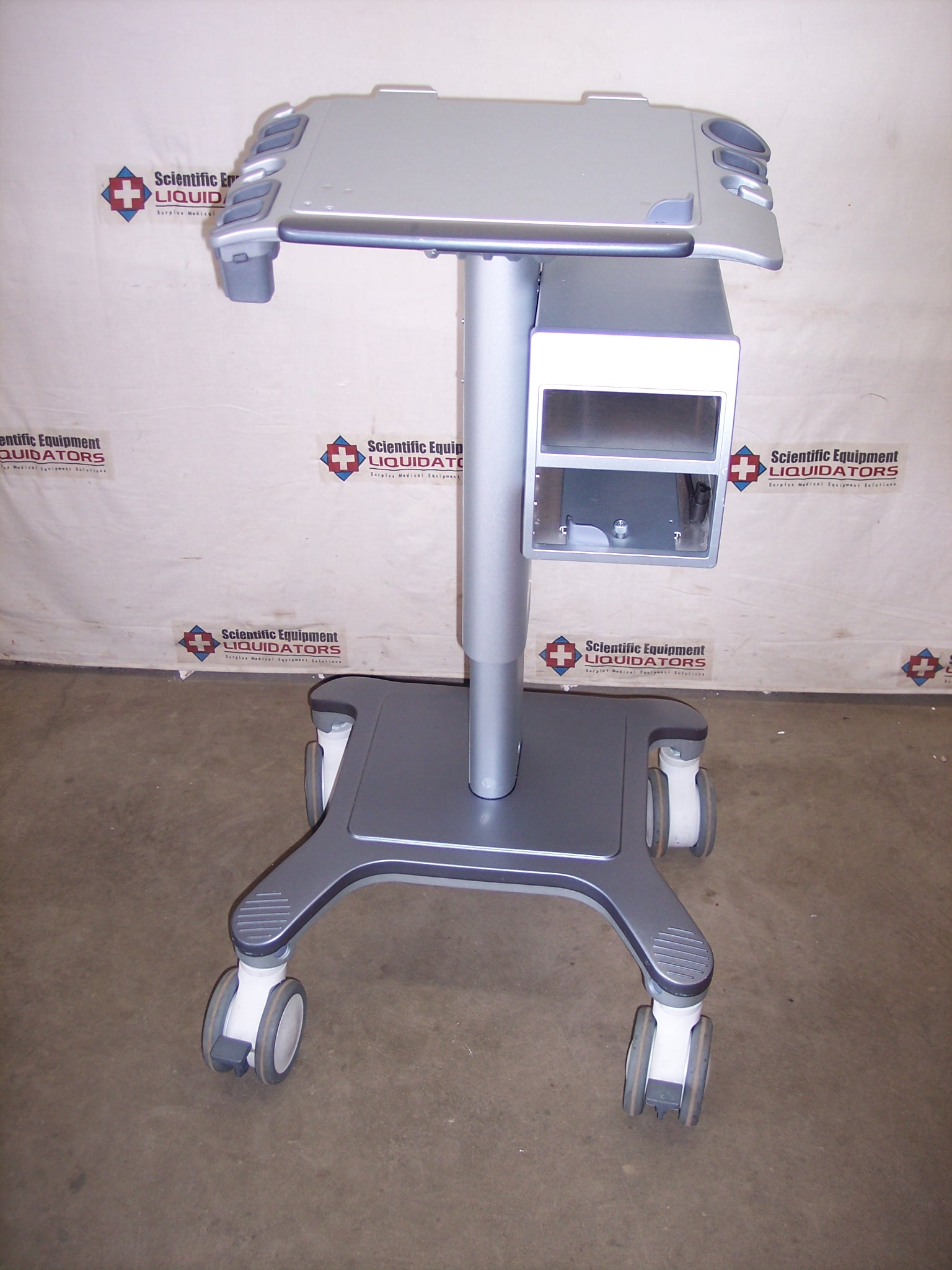 GE 5384810 Ultrasound Cart