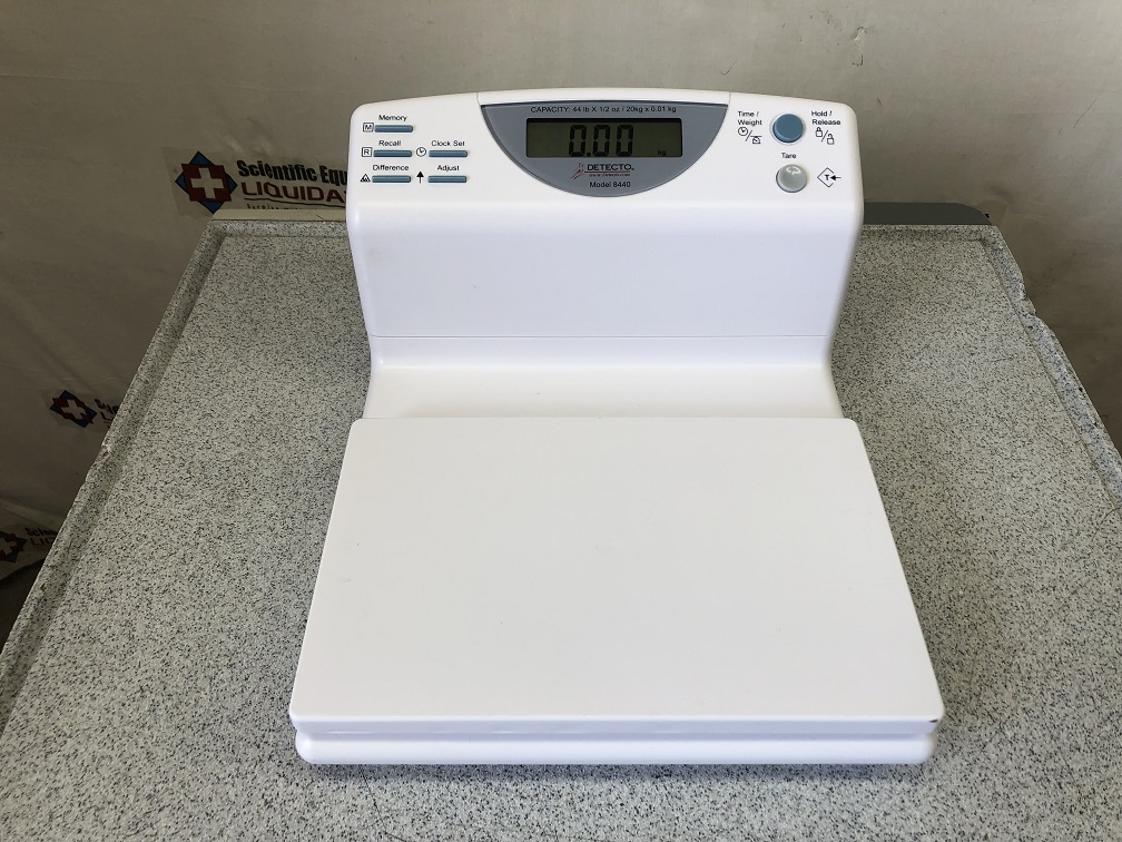 Detecto Model 8440 Baby Scale Capacity 44 LBS Digital Platform Scale 