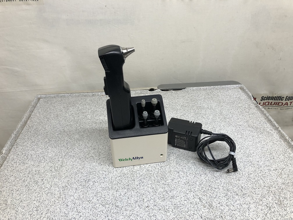 Welch Allyn 23300 AudioScope with Welch Allyn 71123 Charging Stand 