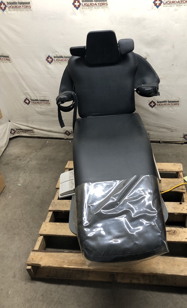 Royal Dental Group RS1 Specialty Surgical Chair