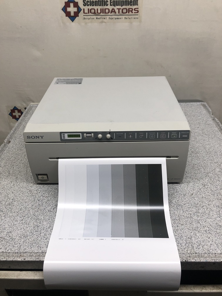 Sony UP-990AD Hybrid Graphic Printer (please see description and pictures)