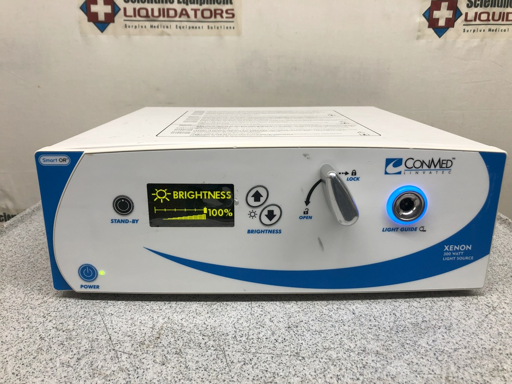 ConMed Linvatec LS7700 Xenon Light Source  