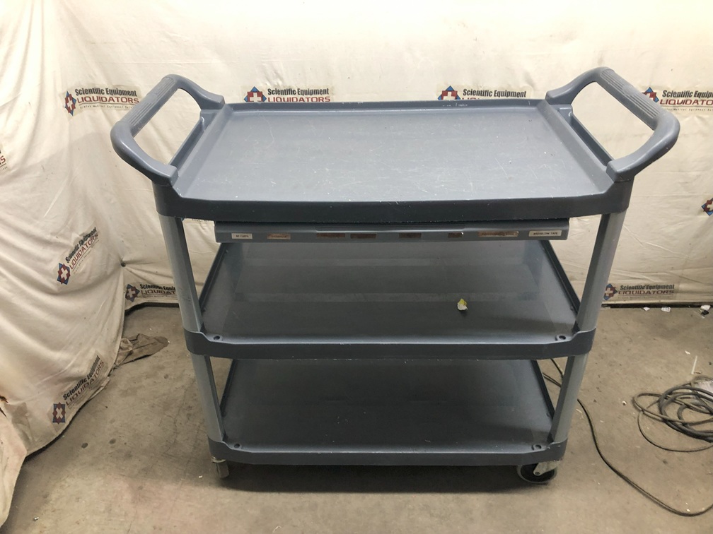 Rubbermaid 3 Shelf Cart