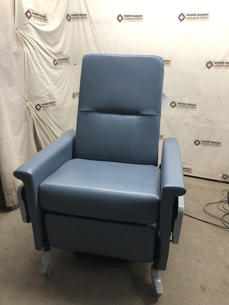 Champion Clinical Care Recliner